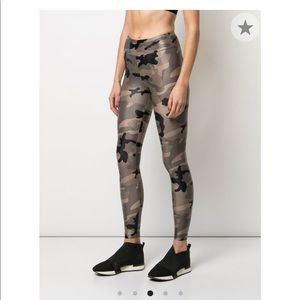 KORAL camouflage print leggings